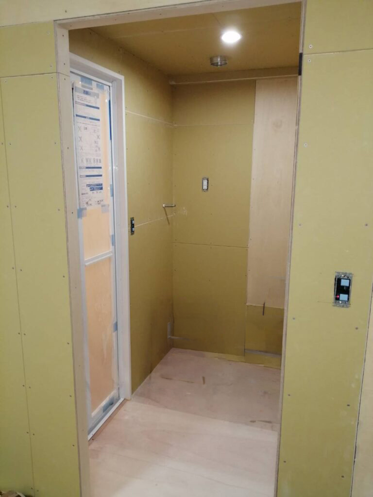 内装下地工事（洗面所）