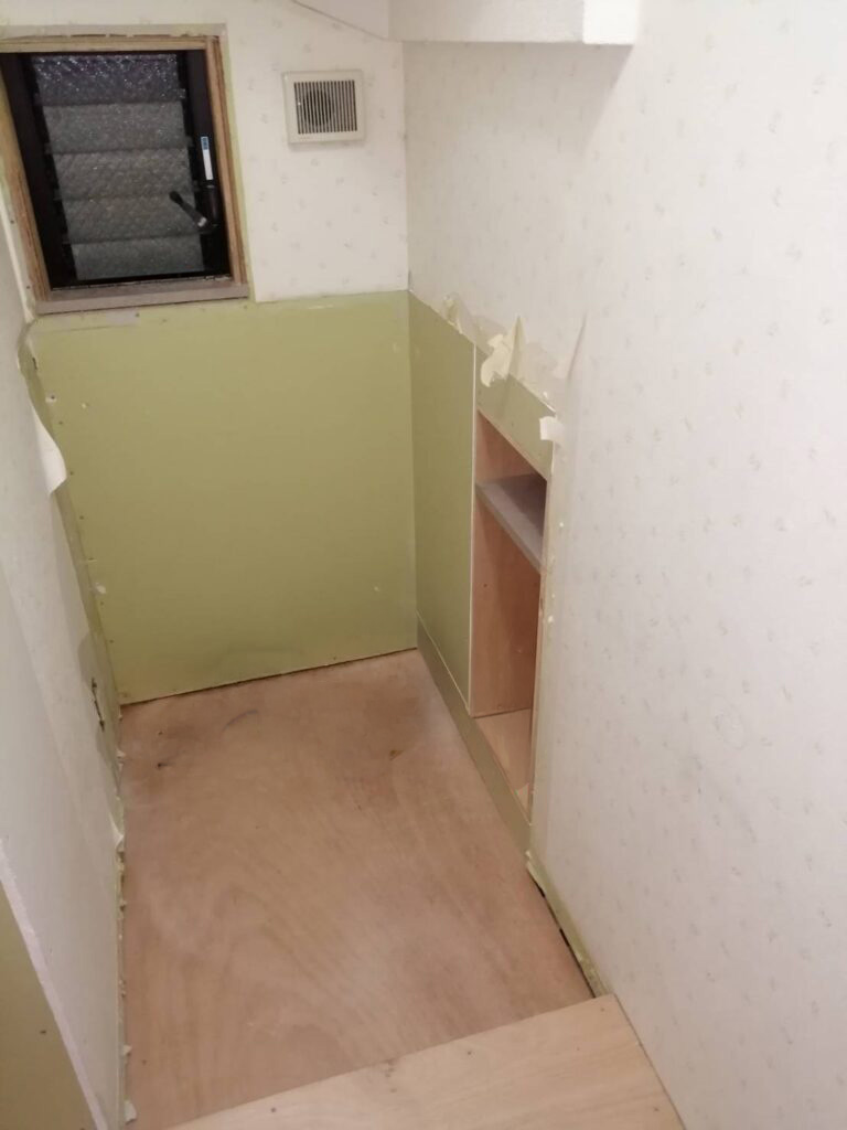 下地設置