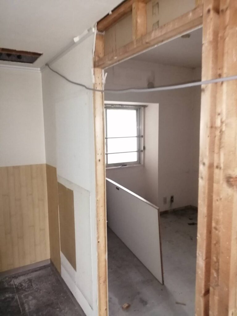 既存建具撤去